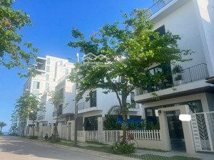 chính chủ cần tiền bán gấp căn biệt thự 231m2 dự án vlasta sầm sơn