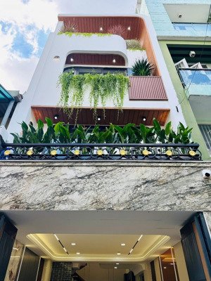 nhà đẹp giá ngộp ở đường số 8,tân quy,quận 7-giá:3tỷ790/71,3m2(4,6x15,5)-2 lầu,3pn- sổ hồng riêng