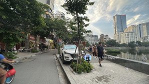 bán nhà mặt phố - mặt hồ trung tâm quận ba đình phường ngọc khánh - mt10m - kinh doanh cực đỉnh.