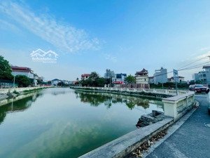 bán đất cự khối long biên hà nội diện tích 98 m2 mặt tiền 9 m * 13,5 tỷ ôtô chạy vòng quanh gần hồ