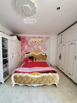 hai mặt đường bà hom q6 (9 * 20) hầm thang máy 4 lầu 28.6 tỷ