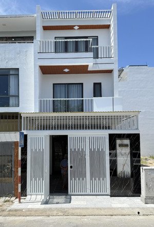 bán nhà 3 tầng mới xây xong chưa ở đầy đủ nội thất xịn gói 5 - kđt mỹ gia đối diện công viên 7,1 tỷ