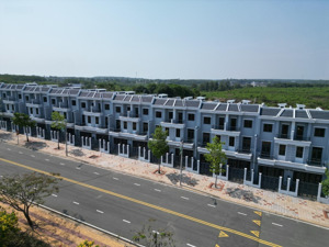 shophouse 1 trệt 2 lầu tại cát tường phú hưng giá chỉ 2,9 tỷ, pháp lý hoàn chỉnh