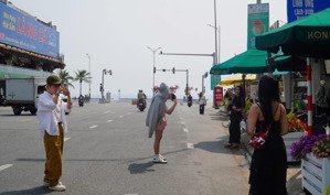 bán nhanh lô đất hướng đông xây căn hộ. cách biển 300m. giá chỉ 1x tỷ