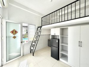 phòng gác mới xây sát chợ bình tây quận 5 đầy đủ nội thất có ban công - bãi xe rộng - chuẩn pccc