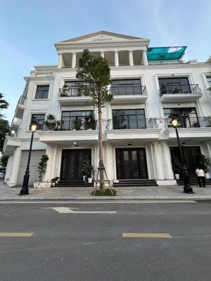 bán nhà biệt thự tại vinhomes marina cầu rào 2, giá ưu đãi 8,15 tỷ, 65,4m2