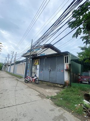 bán kho 1/ ngắn trần văn giàu, 6x34, đường thông, xe tải ra vào, giá 4,6ty bớt lộc