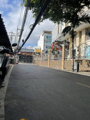 nhà riêng hẻm xe hơi dt: 5.08 x 12.09m =( 61m2) nguyễn thị thập quận 7 giá 7.660 tỷ