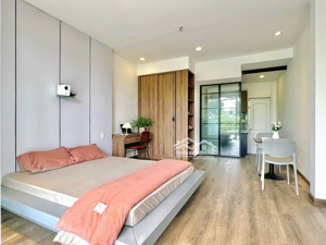 cho thuê phòng ban công view sông full nội thất gần thảo cầm viên quận 1