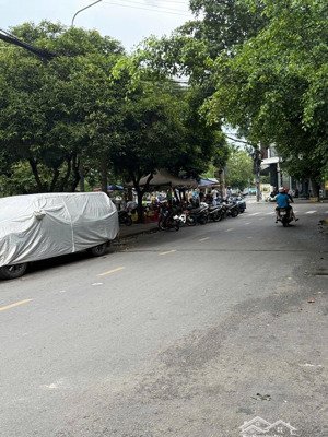 bán trệt góc cc tây thạnh dt 89m2 3pn 2vs góc vip đang cho thuê giá 8 tỷ