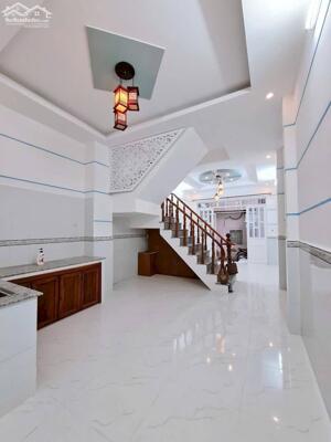 Bán nhà phường cái khế gần vòng xoay hùng vương giá dưới 2 tỷ