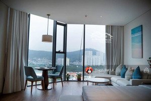 chính chủ cho thuê căn 1pn 48m2 lô góc tại chung cư a la carte mặt biển trung tâm bãi cháy, hạ long