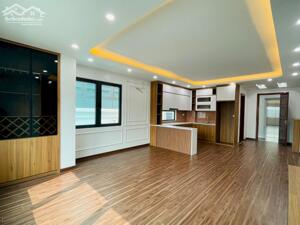 Siêu hiếm! Chỉ nhỉnh 7 tỷ, một căn nhà xây mới 35m2x6T thang máy, ngõ rộng - thoáng - sáng, phố Phú Thượng - Tây Hồ.