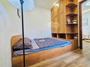 chính chủ bán căn hộ phố chính kinh- ngã tư sở 2pn full nội thất, ở ngay 1,980tr 50m2