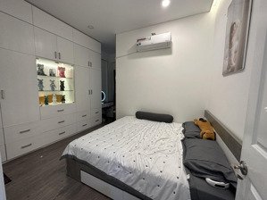 cần bán chung cư q.tân phú, 78m2-2pn-2wc-nhà mới,có sổ hồng,full nt cao cấp,3,2 tỷ tl lh,0981674683