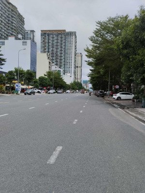 đất nền dự án phú nhuận mặt tiền đường trương văn bang đối diện chung cư victoria village