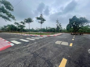 đất nền ven đô hòa lạc giá rẻ ngay sát trường đại học quốc gia .