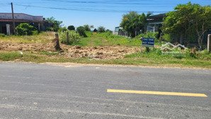 cho thuê nhà tiền chế và đất 1.800m2 mặt tiền ql28