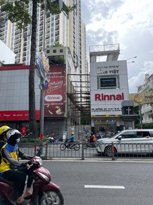 bán gấp nhà mặt tiền đường 3/2 4.2x25m 2 mặt tiền chỉ 43 tỷ