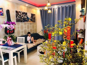 gia đình cần bán nhanh căn hộ cao cấp 8x plus 65m², 2pn, 2wc nhà mới đẹp, giá chỉ 2.5 tỷ