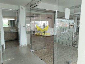 văn phòng trung tâm thảo điền 5m 18tr/tháng