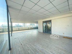 sàn vp cao cấp mt hai bà trưng, sát hồ con rùa. diện tích từ 100m2, giá 30tr/tháng