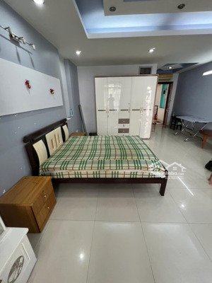 cho thuê phòng khu trung sơn gần cầu him lam. giá thuê 6,8tr/tháng. dt: 45m2. full nội thất.