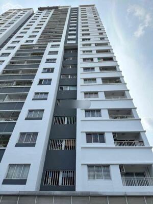 Gia đình cần bán căn hộ cao cấp Lotus Garden 65m², 2PN, 2WC, giá 3.1 tỷ, sổ hồng