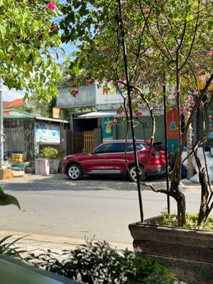 bán nhà rộng 8.3m đường tôn thất thuyết - nở hậu