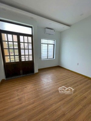 ld chính chủ cho thuê nhà hẻm lê hồng phong - phước long - nha trang