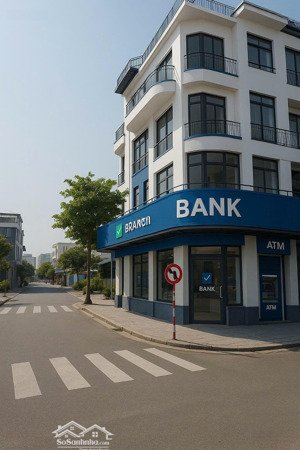 cho thuê tòa nhà 4 tầng góc 3 mặt tiền siêu đẹp nguyễn sinh sắc
