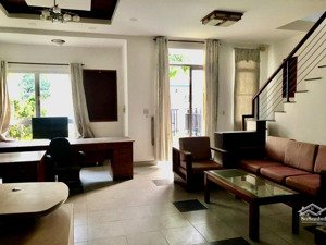 bán biệt thự the oasis thành phố thuận an bình dương giá cực rẻ