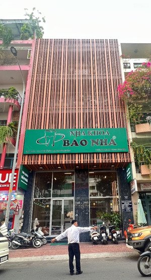 bán nhà mặt tiền kinh doanh cao thắng q10 - dt 7x17 xd 4 tầng - giá 31 tỷ.