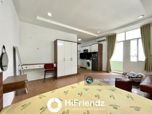 căn hộ studio 40m2 - full nt bancol rộng - máy giặt riêng sát cầu chữ y, đh khtn tiện di chuyển q1