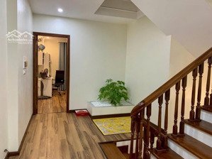 phố vũ văn cẩn 60m2, 5 tầng, mặt tiền 4.5m, thang máy gia 16.9 tỷ