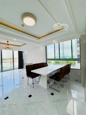 bán căn hộ chung cư tầng sân vườn tại green valley giá chỉ 68 triệu/m2