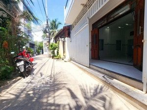 chủ bán nhà gấp 150m2/1tỷ270, đã hoàn công, shr, mặt tiền đường 5m, di chuyển 300m là kcn thới hoà