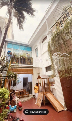cho thuê biệt thự sân vườn nam kỳ khởi nghĩa q3. dtsd :312,5m2-kc: sân vườn, trệt, lầu. giá:120tr