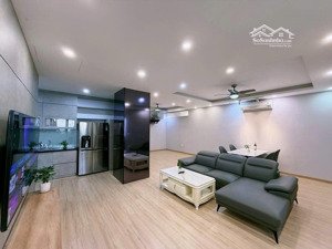 chính chủ cho thuê căn 120m2 full đồ siêu 2 ngủ chung cư 137 nguyễn văn cừ giá 18 triệu: 