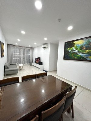 chủ đi nước ngoài cần bán căn hộ đẹp, nhiều tiện ích tại cộng hòa garden, 1,68 tỷ, 67m2