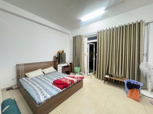 vị trí đẹp! nhà 4 tầng (5pn) mới - 4,7x14,3 - 70m2 khu phan xích long, pn chỉ 11,9 tỷ o966547321