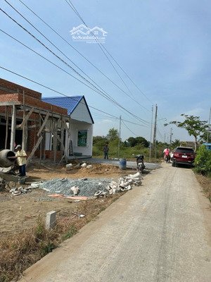 chính chủ bán nền thổ cư 472m2 tại cần đước, long an