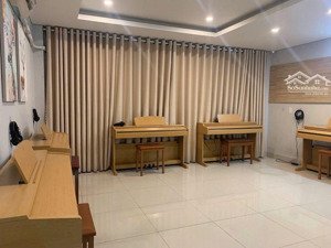nhà 2 tầng đường 10m5 trung tâm hải châu, 98m2, ngang 5 vuông vức, giá rẻ. lh 