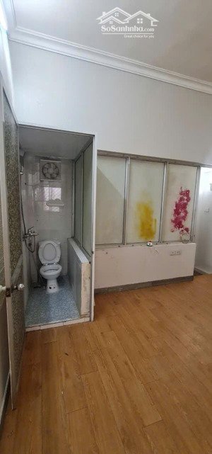 cho thuê nhà ngõ 318 la thành, đống đa, 40m² x 4 tầng, ô tô tránh, 11 triệu/tháng