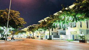 chính chủ cần bán gấp biệt thự 210m2 tại an quý villa. vị trí cực đẹp, giá rẻ hơn thị trường 4 tỷ