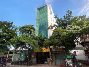 kẹt bank chủ nhà bán gấp tòa nhà trung tâm pn - phổ quang. dt: 6 x 25m. kc hầm 7 lầu. hdt 200 tr