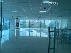 cho thuê tòa nhà văn phòng 250m2 x 9t mặt phố hồng tiến, quận long biên, tp hà nội