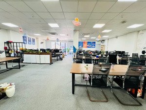 thuê văn phòng phan xích long, phú nhuận. dt sàn 80m2; 110m2, 150m2 sàn view 2 mt, ngăn phòng sẵn