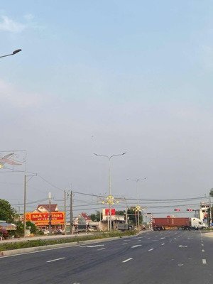 cho thuê đất có skc mt đường tạo lực ngay chợ phú giáo, thời gian 20 năm