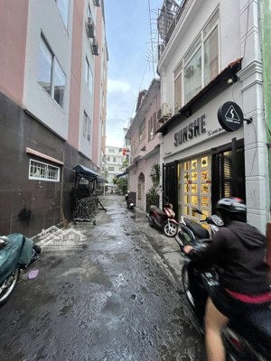 nhà 2 tầng 100m2 dtsd, hẻm xe hơi thông hoàng văn thụ, nguyễn trọng tuyển